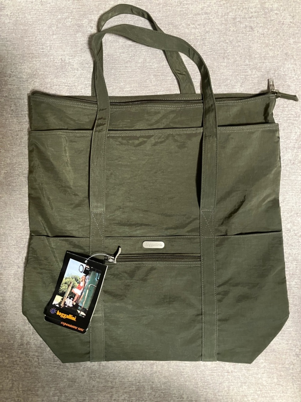Baggallini Expandable Tote Bag NWT olive green